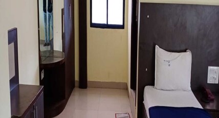 SAMRUDDI LODGE Room Type - Standard AC Room