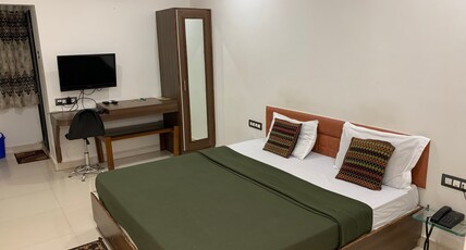 Shiv Hotel Room Type - Deluxe A/C Double Bed