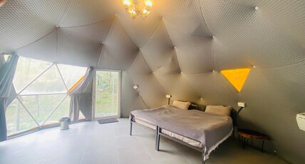 Whoopers Boutique Resort Room Type - Private Geodesic Dome with detached  washroom