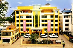 Yellow Pagoda Hotel