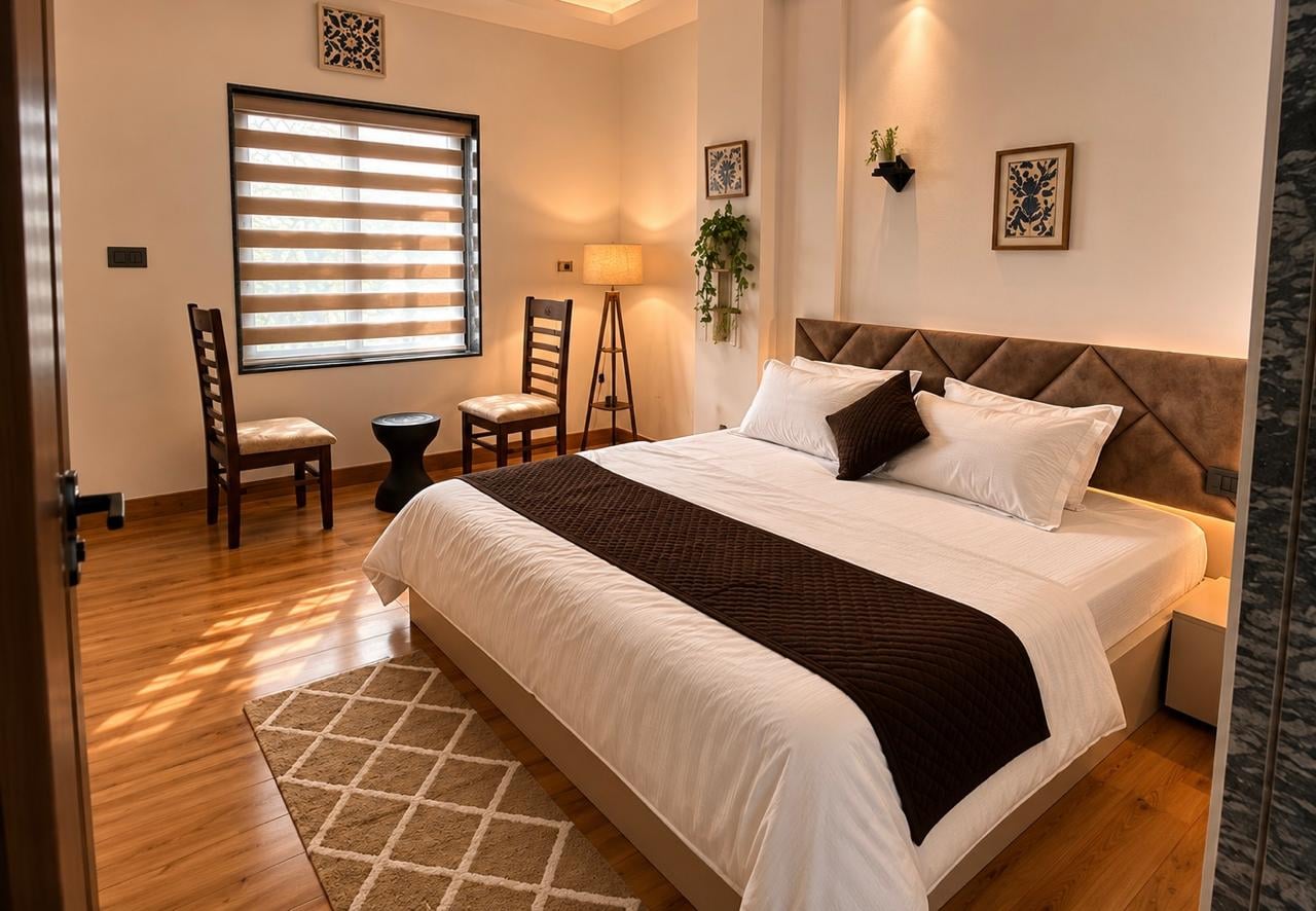 Hitakshi Hotel and Homestay - Tap to explore photos