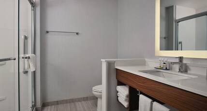Holiday Inn Express & Suites Lockport, an IHG Hotel Room Type - Standard Room