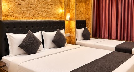 Hotel Comfort and Terrace Lounge Room Type - Family 3 Bed Room