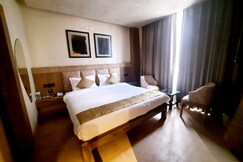 Hotel Ranbirs Alambagh