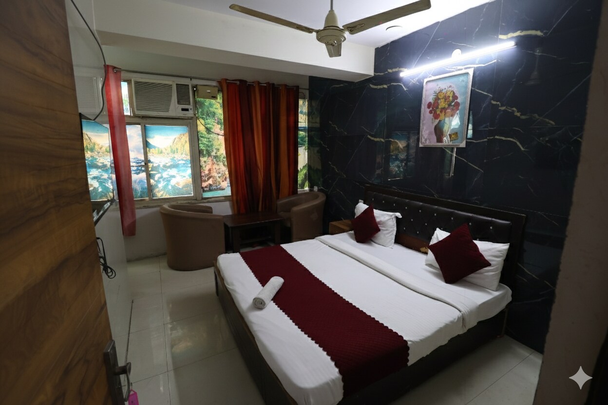 Hotel SPS - Tap to explore photos