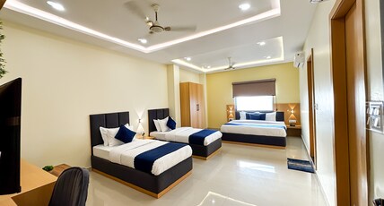 Hotel Manas Inn Room Type - Family Room