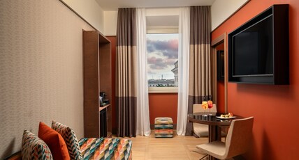 The Independent Hotel Room Type - Junior Suite