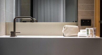Nesuto Docklands Room Type - Premium Apartment