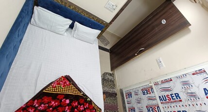 Hotel blue tower Room Type - Single bed with private bathroom.