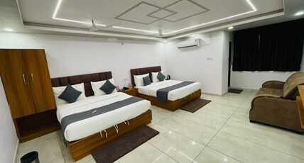 Citylights Inn - Near Sangam Room Type - Family Room