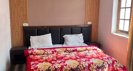 Mount Castle Room Type - Standard Room with Mountain and city view
