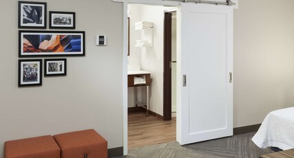 Hampton Inn & Suites by Hilton Phoenix Downtown Room Type - 1KN HEARING ACC STUDIO NS