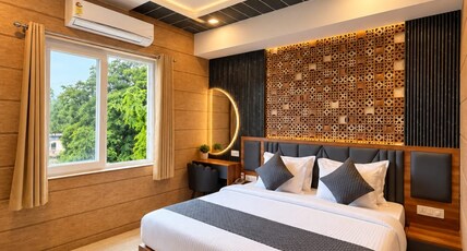 Hotel Celestial Ganges Room Type - Deluxe Room Hotel Celestial Ganges Room Type - Deluxe Room