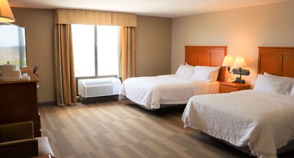 Hampton Inn & Suites by Hilton Thibodaux Room Type - 2QN MOB HEARING ACC TUB NS