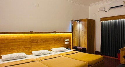Hotel Elite Room Type - Three Bed Non Ac Family Room