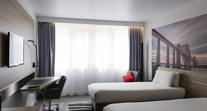 Novotel Edinburgh Centre Room Type - Standard room with 2 single beds