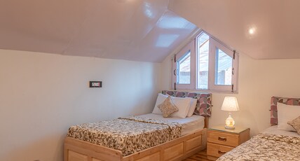 Moustache Srinagar Room Type - Deluxe Twin Room