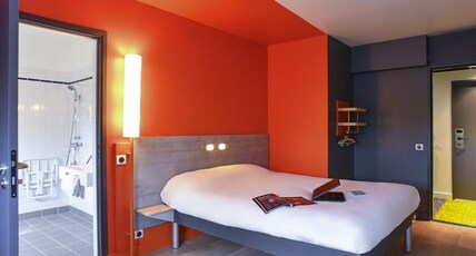 Ibis Budget Coutances Room Type - DOUBLE-room with a large bed for 2 people