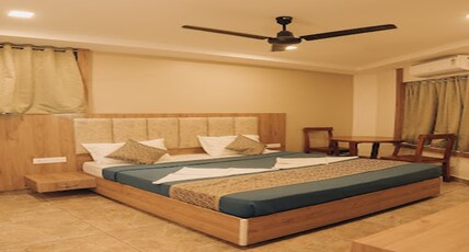 National Tourist Home Room Type - KING BED ROOM AC