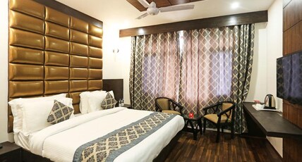 HOTEL ROYAL ARABIA Room Type - Deluxe Room Free WiFi