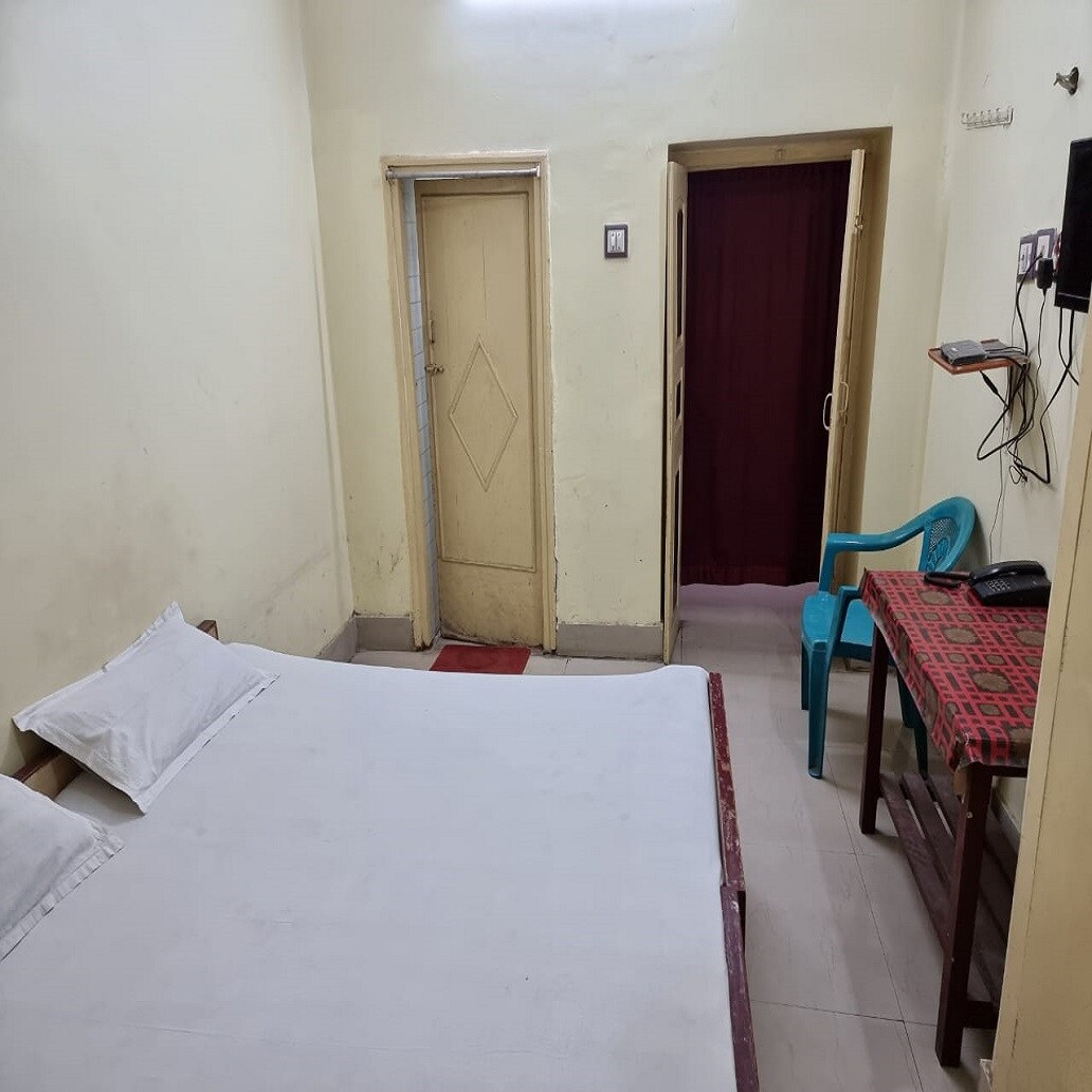 Sujata Guest House - Tap to explore photos