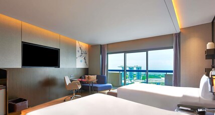 Swissotel The Stamford Room Type - Swiss Prestige Marina Bay, 2 Doubles, High Floor, Balcony, Marina Bay View Swissotel The Stamford Room Type - Swiss Prestige Marina Bay, 2 Doubles, High Floor, Balcony, Marina Bay View