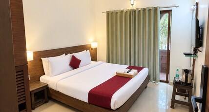 Cloud Green Resort & Spa Room Type - Signature Classic Room, Balcony