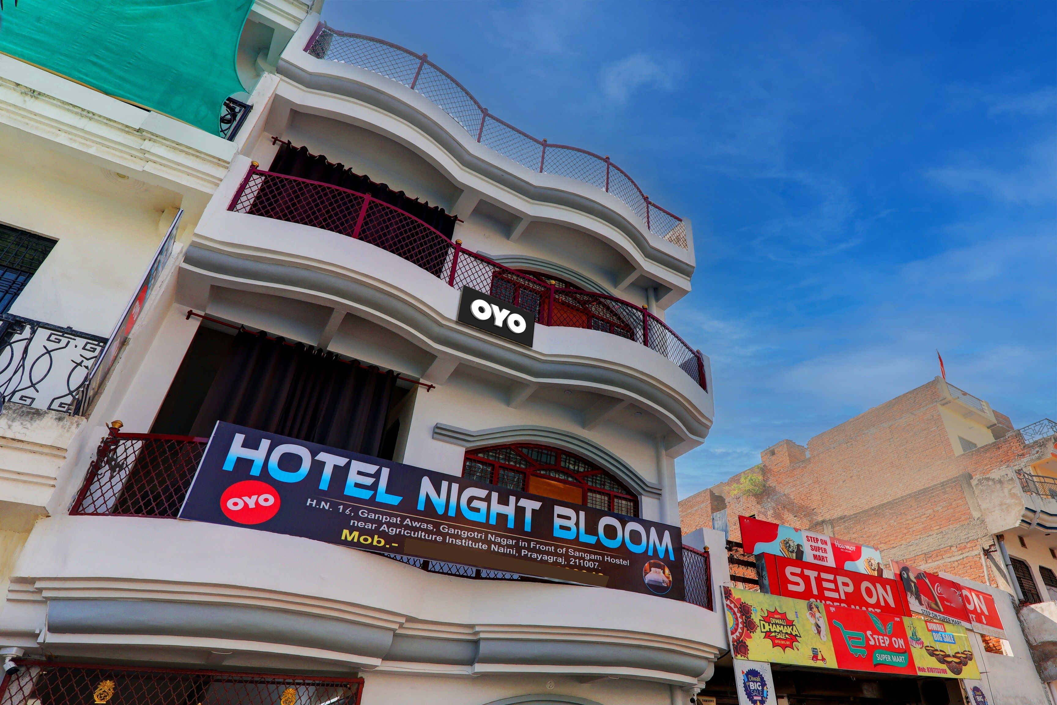Hotel O NIGHT BLOOM - Tap to explore photos