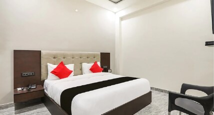 HOTEL HIRAPANNA Room Type - DELUXE ROOM