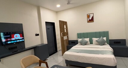 Hotel Bandhan Room Type - Super Deluxe Room
