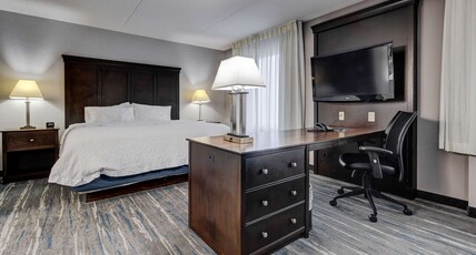 Hampton Inn & Suites by Hilton Brantford Conference Centre Room Type - 1K STUDIO SOFABD KITCHN NS