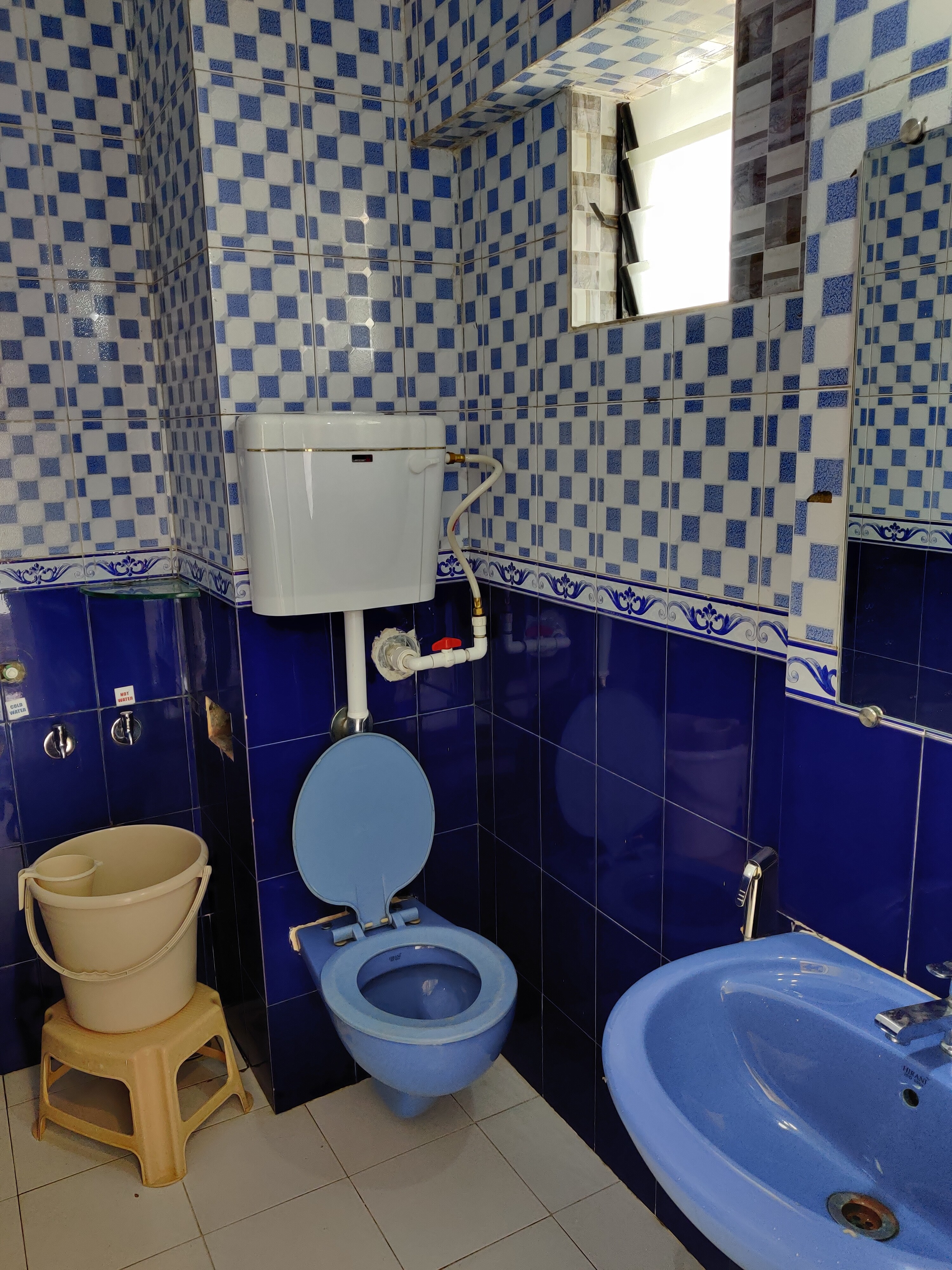 Hotel Rahil International - Tap to explore photos