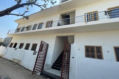 Shri Vishwanath Guest House