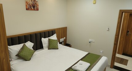 HOTEL KK GRAND Room Type - DELUXE
