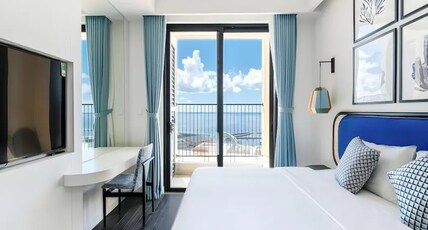 Luxury Hillside Apartment Phu Quoc Room Type - Seaview Fireworks Studio with Balcony