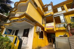 Yellow Holiday Homes Bardez Goa
