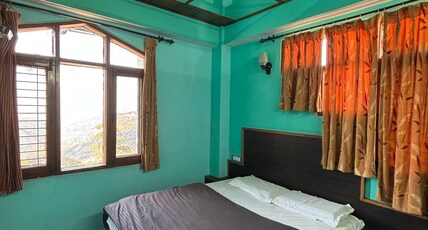 Sky Hills hotel Room Type - Family suite with hill view