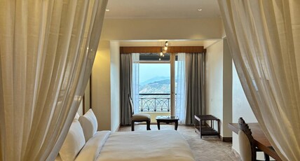 Shimla Golf Resorts Room Type - Deluxe Suite Room