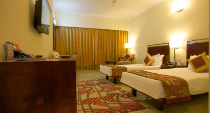 The Wall Street Beacon, Jaipur Room Type - Deluxe Room Nahargarh View