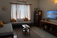Studio Yellow - Premium 1BHK in heart of city