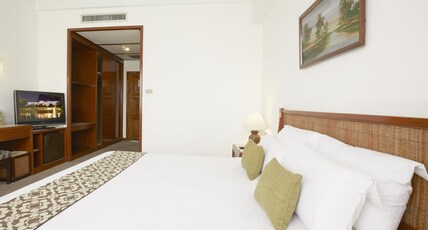 Centara Life Hotel Mae Sot Room Type - Superior King