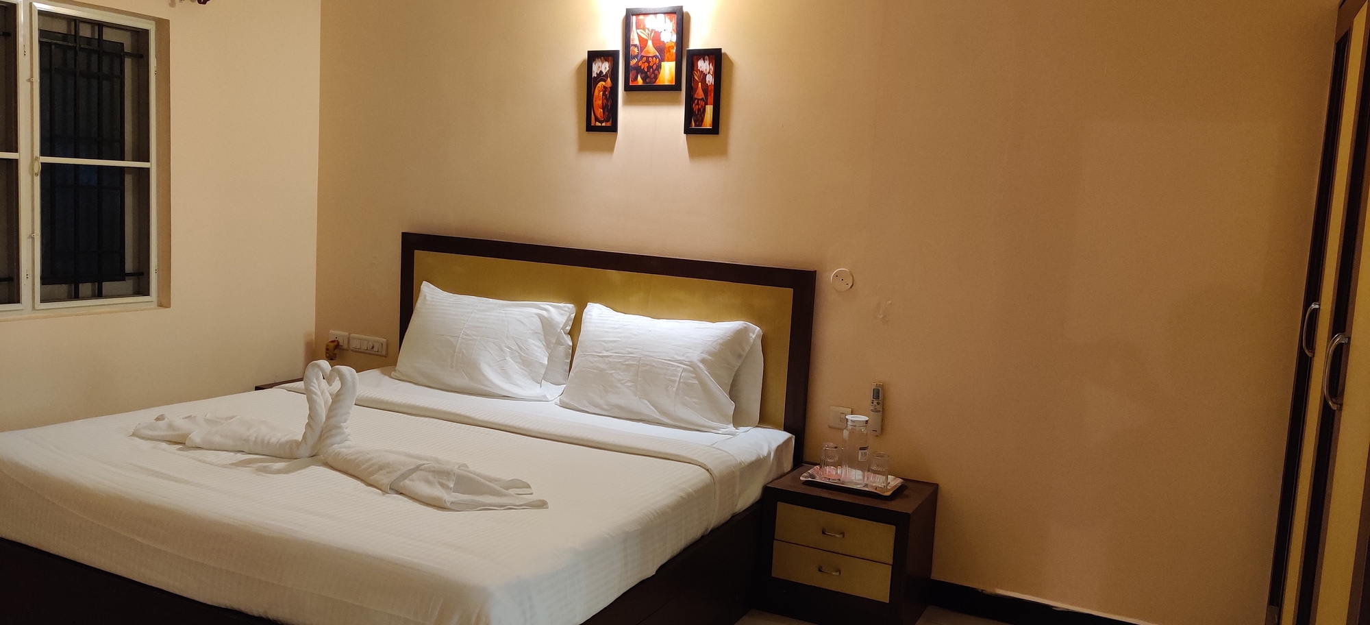 Coral Shelters Service Apartments Keelavasal Madurai - Tap to explore photos
