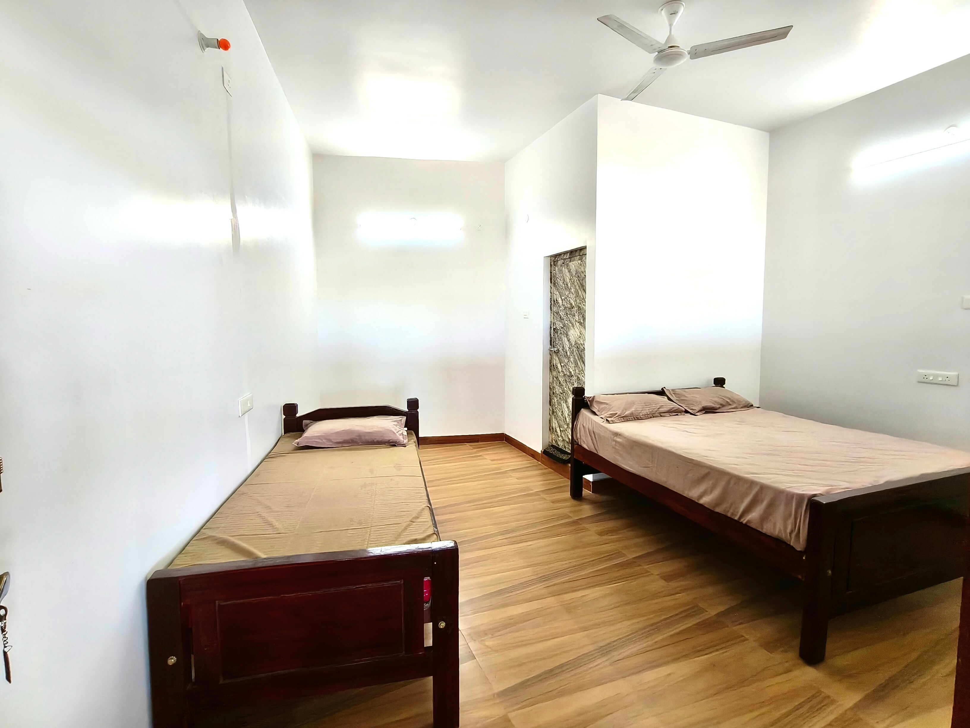SEKAR INN - Tap to explore photos