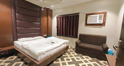 Hotel Grand Palace Room Type - Deluxe AC Room