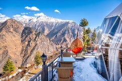 The Glamp Hills Auli