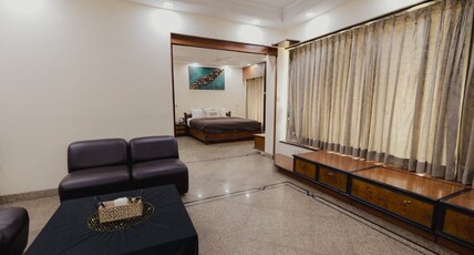 Stylish 3BH in Dadar Room Type - Stylish 3BH in Dadar