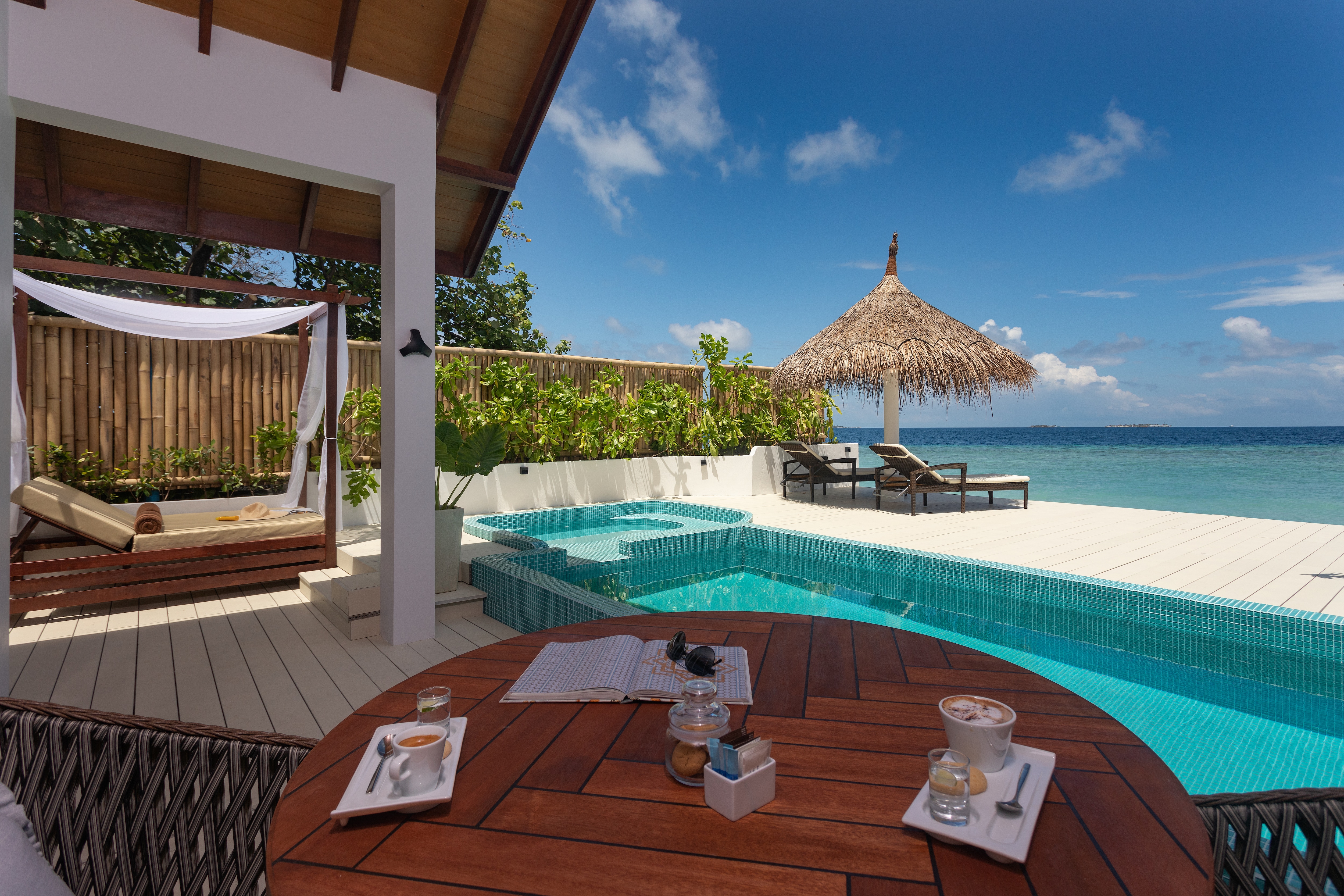 Malahini Kuda Bandos Maldives - Tap to explore photos