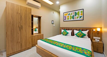 Treebo Fort Mountview Jalmahal Room Type - Deluxe Family Room