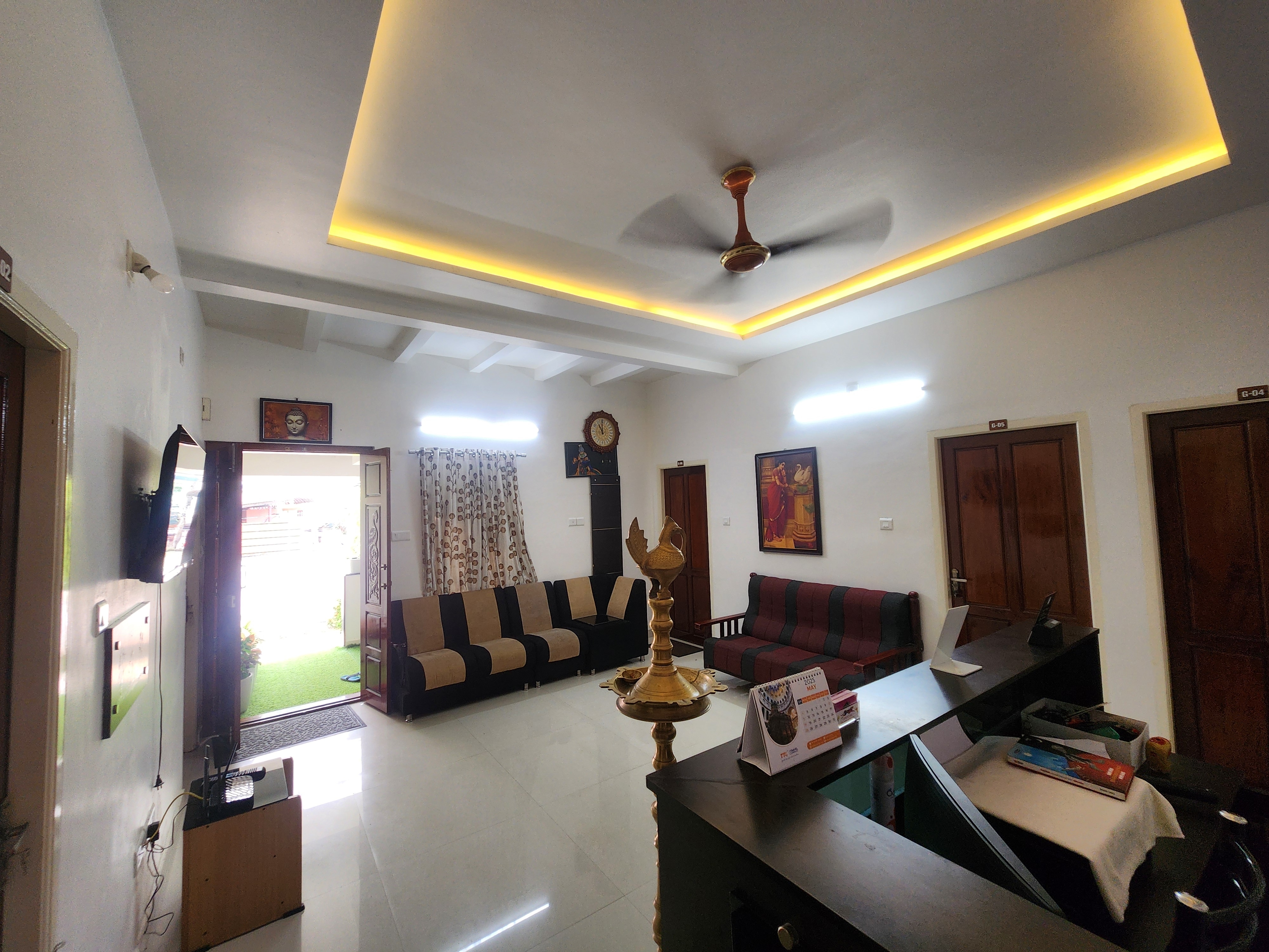 Happyhomes Homestay - Tap to explore photos