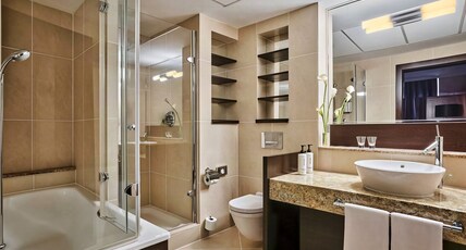 Crowne Plaza BRATISLAVA Room Type - 1 King 1 Bedroom Suite with Living Area Kitchenette